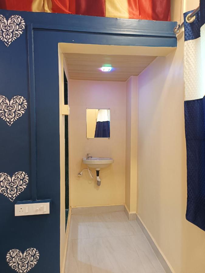 Srīvardhan Shree Nivas Home Stay מראה חיצוני תמונה