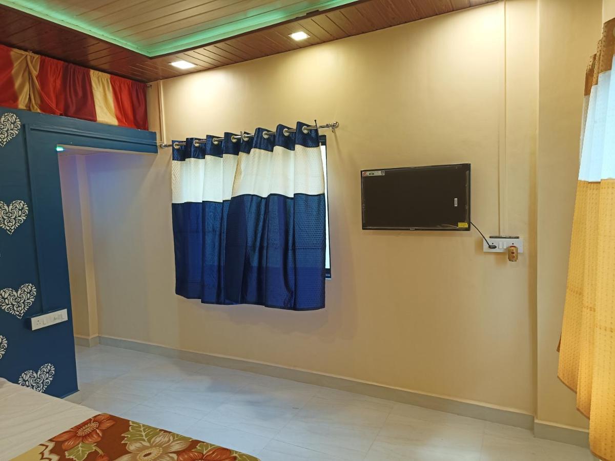 Srīvardhan Shree Nivas Home Stay מראה חיצוני תמונה