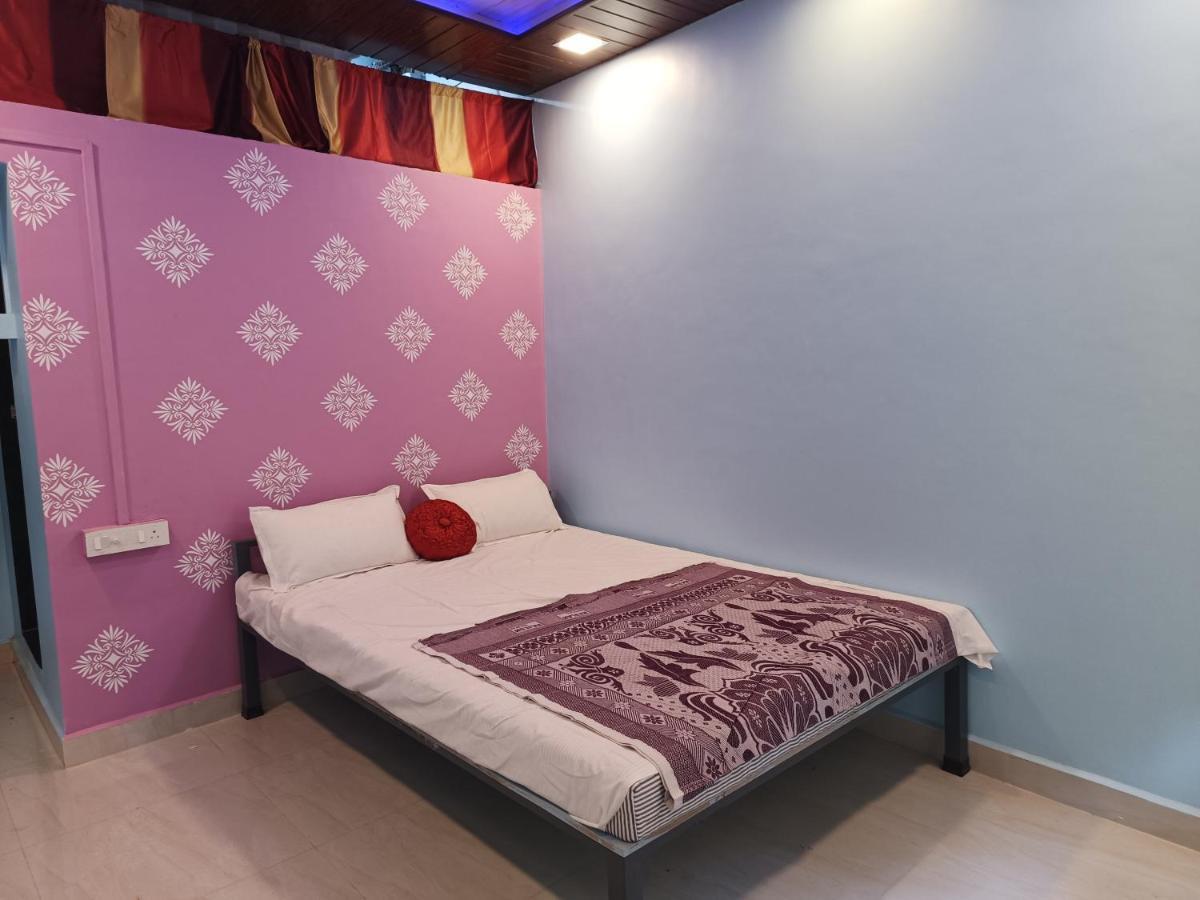 Srīvardhan Shree Nivas Home Stay מראה חיצוני תמונה